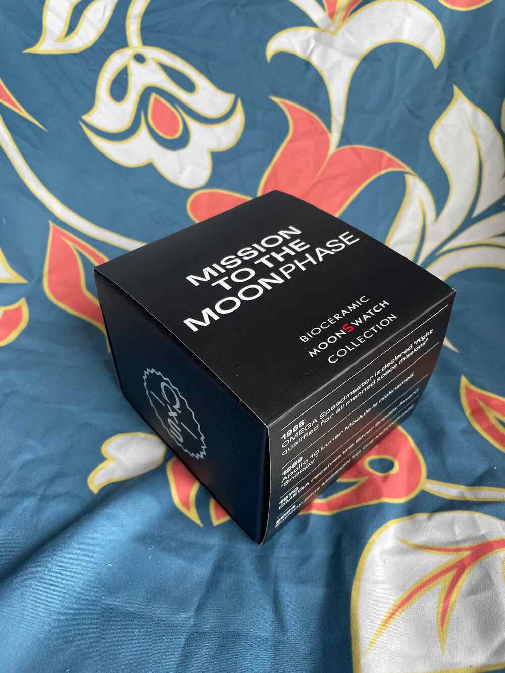 NWOT Swatch x Omega MISSION TO THE MOONPHASE - NEW MOON Black Watch